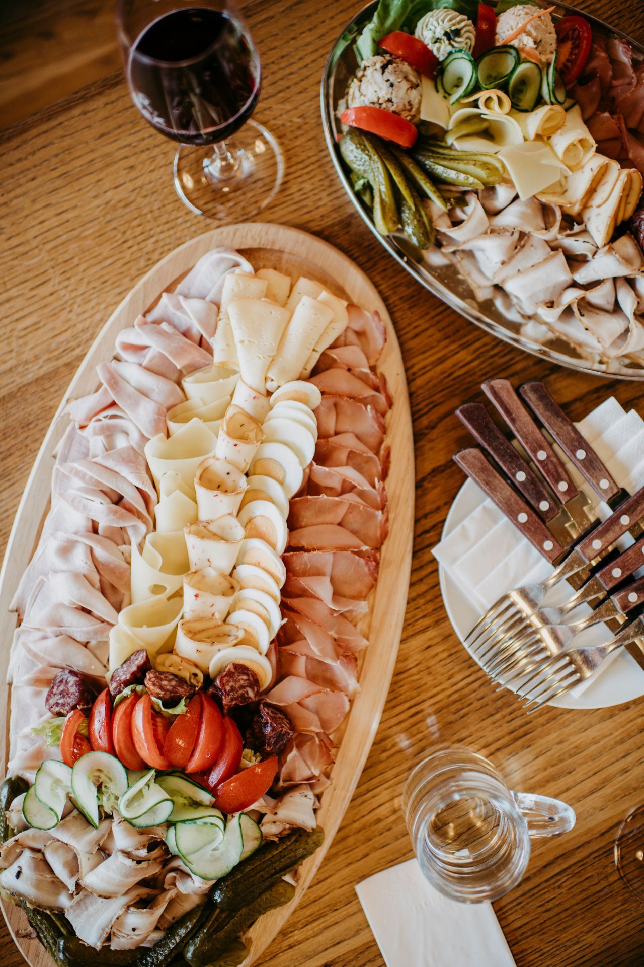 Brettljause, Buschenschank, Steiermark, Österreich