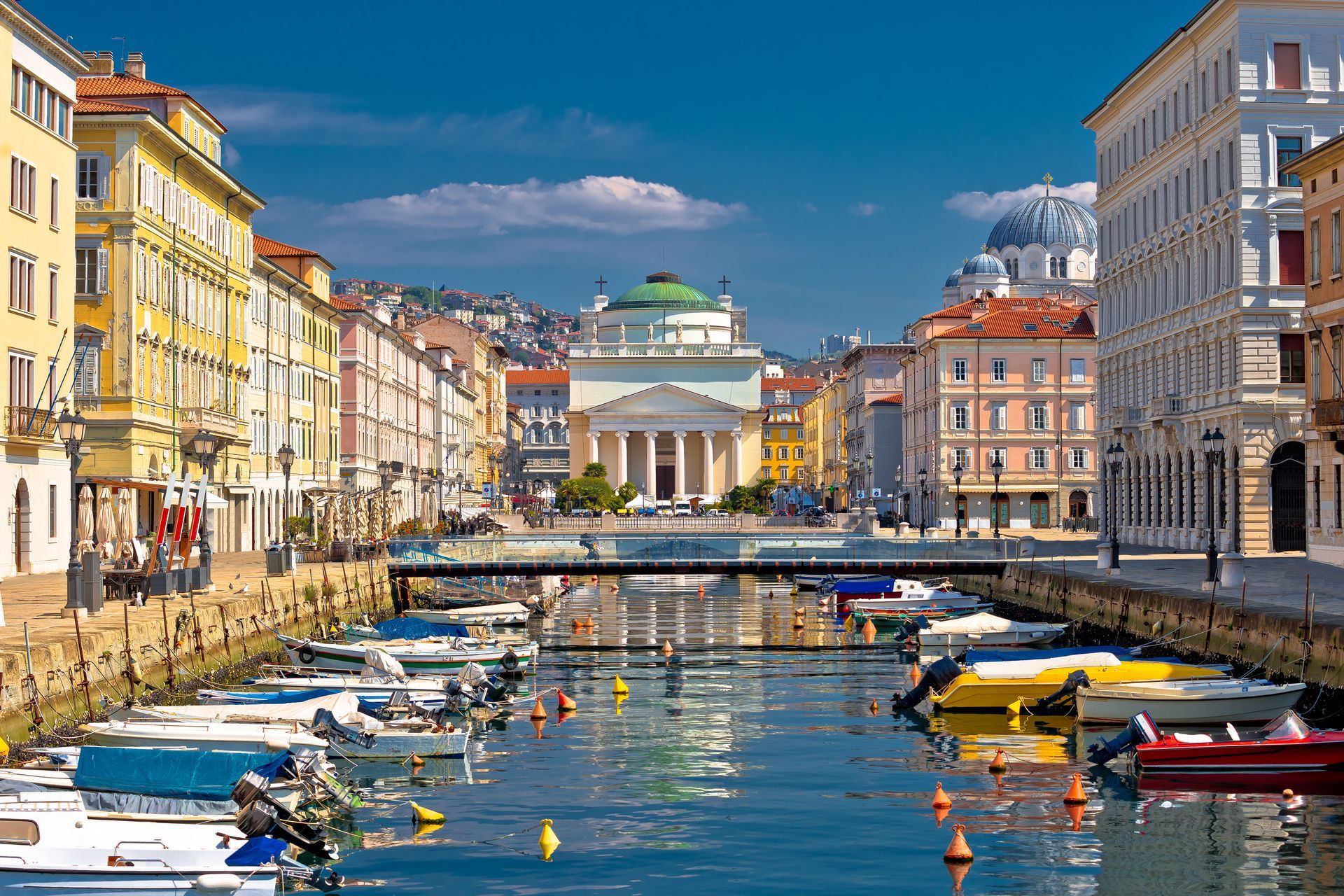 Trieste channel and Ponte Rosso square view