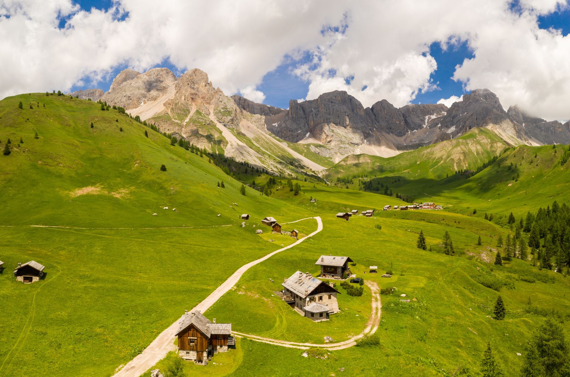 Passo San. Pellegrino Trentino, Dolomiti Italia
