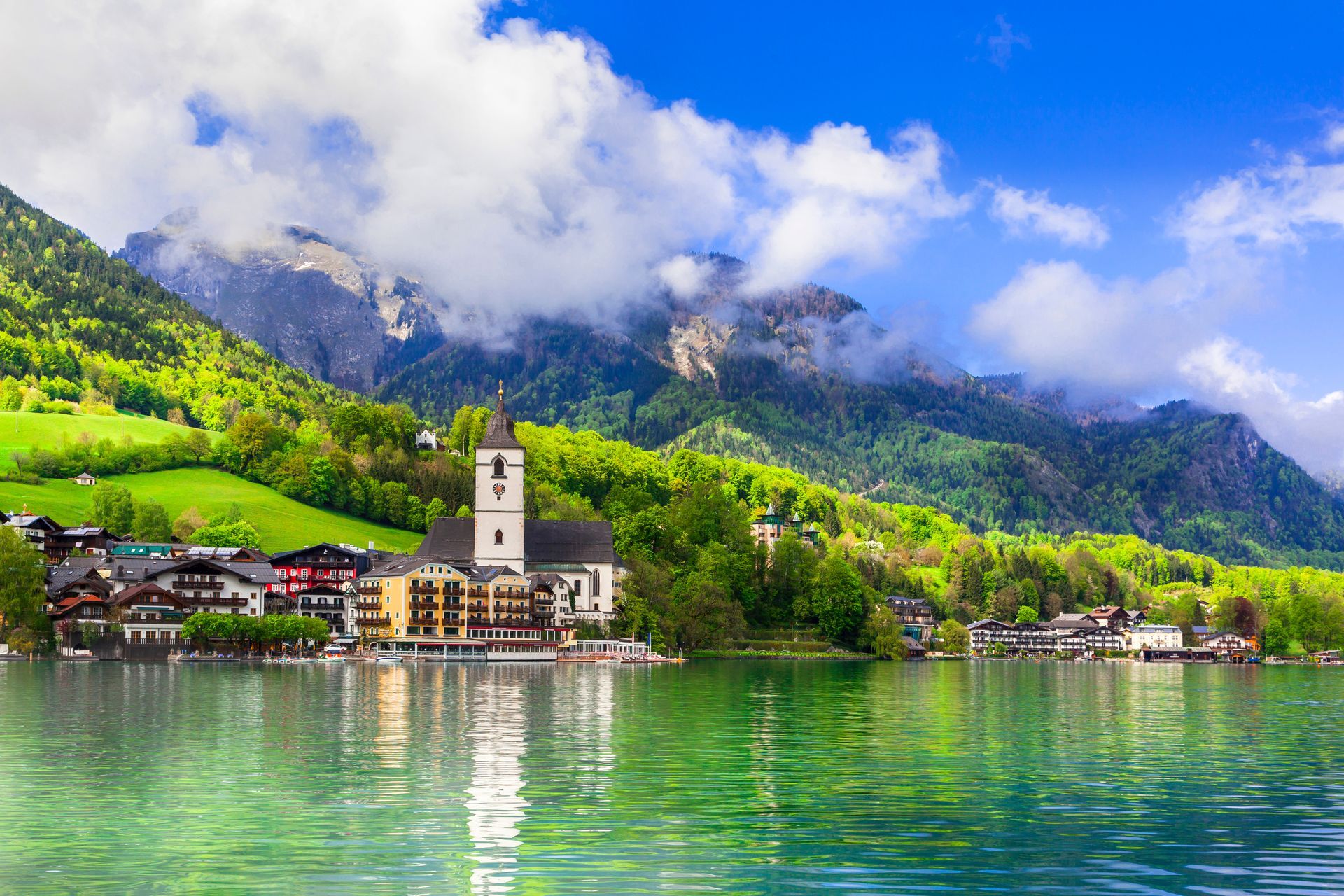 Amazing idyllic scenery. beautiful  lake Sankt Wolfgang (Wolfgansee) in Austria. Boat river cruises